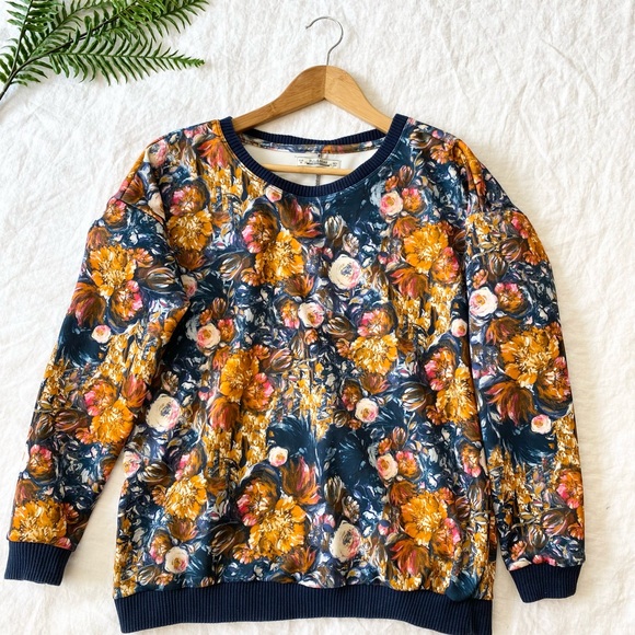 Pull & Bear Neoprene flower sweatshirt - Picture 2 of 10